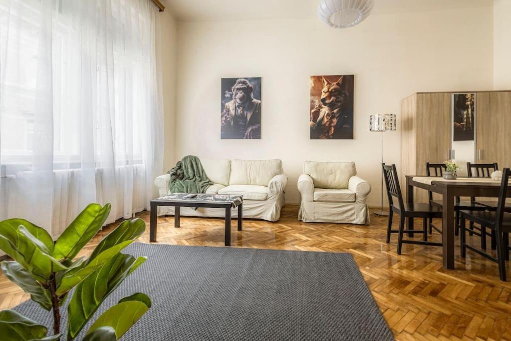 Gentleman Apartment ブダペスト エクステリア 写真